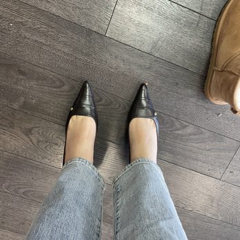 Shoe Wiz - Shoe Repair Near Me - Cerritos, California Shoe Wiz - Shoe Repair Near Me - Cerritos, California