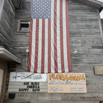 Phoenix X - Flora bama - Hotels Near Me - Orange Beach, Alabama