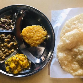 Dera Grill - Halwa Puri Breakfast Combo - Pakistani Near Me - Irving, Texas