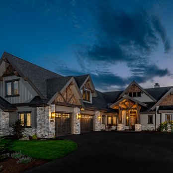 Rosenberger Construction - the exterior of the home at dusk - General Contractors Near Me - Hayden, Idaho Rosenberger Construction - the exterior of the home at dusk - General Contractors Near Me - Hayden, Idaho
