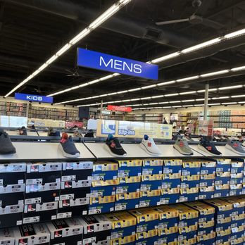 SKECHERS Warehouse Outlet - Shoe Stores Near Me - Rowland Heights, California