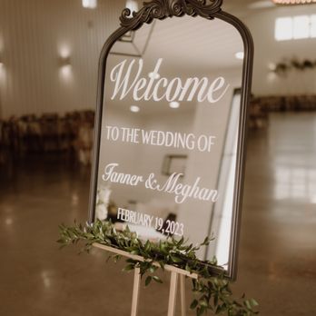 The Farmhouse - Wild and Untamed Photography! Florist by Monica's Brides & Touch of Glitz Flowers - Venues & Event Spaces Near Me - Montgomery, Texas