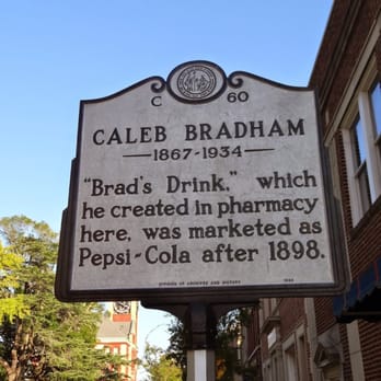 The Pepsi Store - Sign outside about the Birthplace of Pepsi Cola. - Museums Near Me - New Bern, North Carolina