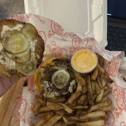 The Juicy Burger Combo (Cheese Fries) The Juicy Burger Combo (Cheese Fries)