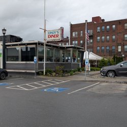 Lindy's Diner