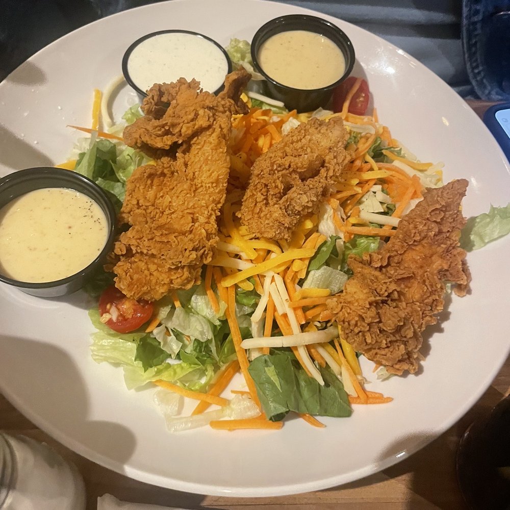 Cheddar's Scratch Kitchen - Crispy Chicken Tender Salad - Comfort Food Near Me - Florence, Kentucky Cheddar's Scratch Kitchen - Crispy Chicken Tender Salad - Comfort Food Near Me - Florence, Kentucky