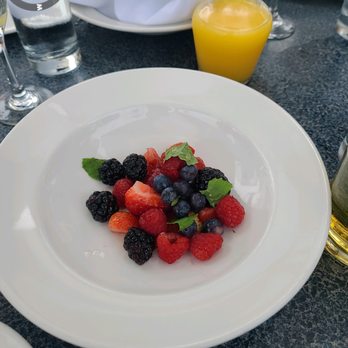 Las Brisas - The first course of fruit for three people - Mexican Near Me - Laguna Beach, California Las Brisas - The first course of fruit for three people - Mexican Near Me - Laguna Beach, California
