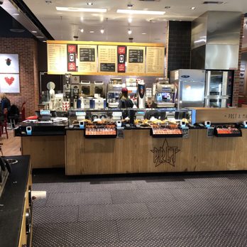 Pret A Manger - Interior - Coffee & Tea Near Me - New York, New York