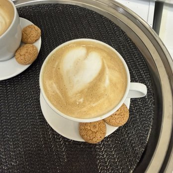 Unplugged Social Cafe - cafe latte - Coffee & Tea Near Me - Orlando, Florida