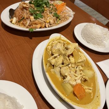 Thai Cafe - Yellow curry, pad Thai - Thai Near Me - Irvine, California Thai Cafe - Yellow curry, pad Thai - Thai Near Me - Irvine, California