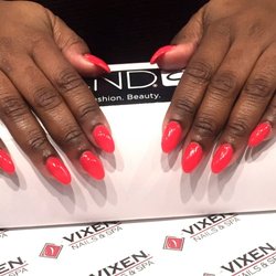 Vixen Nails & Spa - Oakville