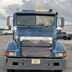 Mr. Woo Towing Service - Heavy Tow Trucks