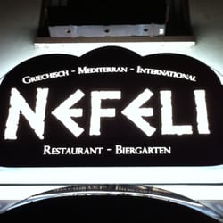 Nefeli - Sehr cooles Logo vor allem am Tag