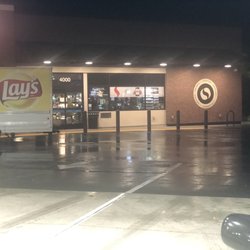 Safeway Gas Station - 6am closed