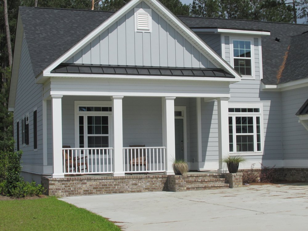 Slide of TH Roofing and Construction