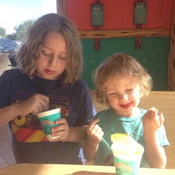Bahama Buck's - Phoenix, E Chandler Blvd - After school treat - Shaved Ice Near Me - Phoenix, Arizona Bahama Buck's - Phoenix, E Chandler Blvd - After school treat - Shaved Ice Near Me - Phoenix, Arizona