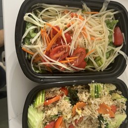 Spicy vegetable fried rice and papaya salad