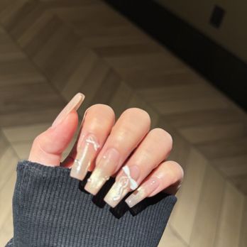 Nail & Bloom - Nail Salons Near Me - San Ramon, California