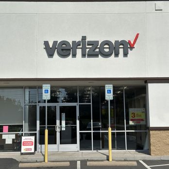 Verizon - Mobile Phones Near Me - Madison Heights, Virginia