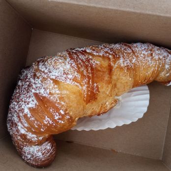 Dolci Sapori - Sfogliatella (it's labelled in the store as lobster tail pastry). $4.80. - Bakeries Near Me - Ottawa, Ontario