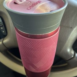 Staples - I just deal with my coffee. I don't have time with the rude people in your store!!! Just please close your door for the public?