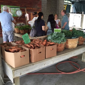Smiley's Produce - An early season picture. - Farmers Market Near Me