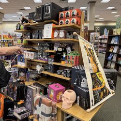 Barnes & Noble