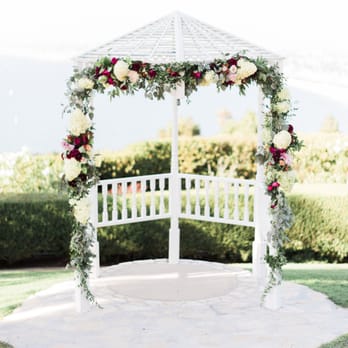Stems Floral Design - Beautiful arch designed by Katie at La Venta Inn.
Photo Courtesy of Honey Honey Photography. http://www.hoooney.com/ - Florists Near Me - Palos Verdes Estates, California Stems Floral Design - Beautiful arch designed by Katie at La Venta Inn.
Photo Courtesy of Honey Honey Photography. http://www.hoooney.com/ - Florists Near Me - Palos Verdes Estates, California