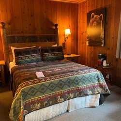 The Cottage Inn - Rustic retreat cabin