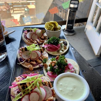 Lunitas Mexican Eatery - Vegetarians tacos - Mexican Near Me - Gibsons, British Columbia Lunitas Mexican Eatery - Vegetarians tacos - Mexican Near Me - Gibsons, British Columbia