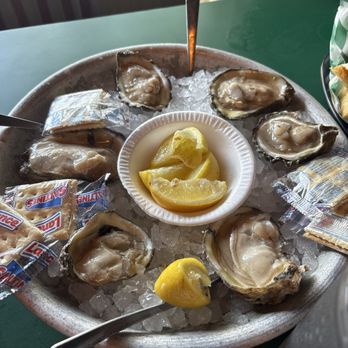 Wintzell's Oyster House - Wild caught oysters - Seafood Near Me - Mobile, Alabama Wintzell's Oyster House - Wild caught oysters - Seafood Near Me - Mobile, Alabama