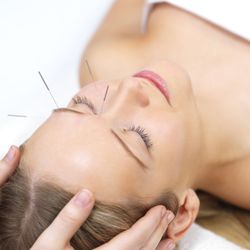 Mother Moon Acupuncture and Herb