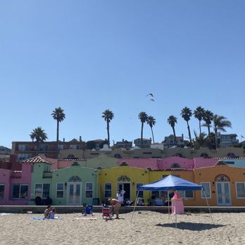 Capitola State Beach - colorful buildings - Beaches Near Me - Capitola, California
