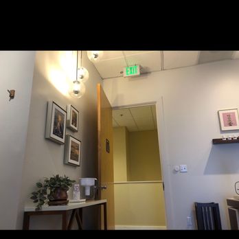 Medical Masaje - Front door and water area - Massage Therapy Near Me - Alameda, California Medical Masaje - Front door and water area - Massage Therapy Near Me - Alameda, California