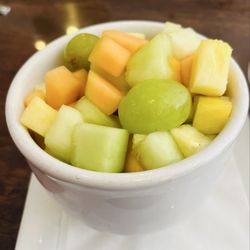 Surfside Diner - Fresh fruit