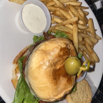 Mad Moose Cafe - California Burger - Cafes Near Me - Eden, Utah