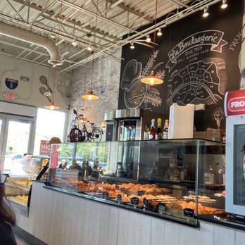 La Boulangerie Boul'Mich - Inside - Bakeries Near Me - Pinecrest, Florida La Boulangerie Boul'Mich - Inside - Bakeries Near Me - Pinecrest, Florida