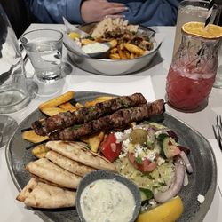 ENA Greek Street Food - Brochettes de porc