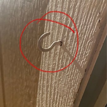 Pest Tech Hawaii - Never had a hook in my door frame - Pest Control Near Me - Honolulu, Hawaii