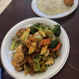 Hunan Delight