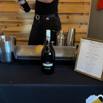 Confluence SBC - Bartender - Shared Office Spaces Near Me - Lafayette, Colorado Confluence SBC - Bartender - Shared Office Spaces Near Me - Lafayette, Colorado