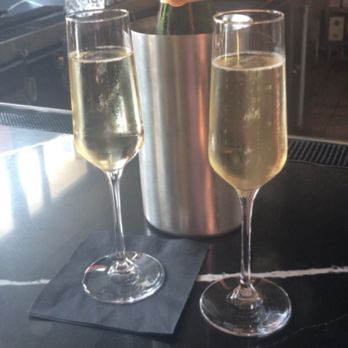 Bourbon N' Bubbles - Bars Near Me - Charleston, South Carolina