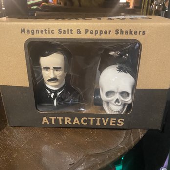 Prometheus Esoterica - A random Edgar Allen Poe salt and pepper shaker. - Antiques Near Me - Winter Park, Florida