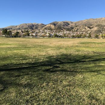 Holleigh Bernson Memorial Park - Great View - Parks Near Me - Los Angeles, California