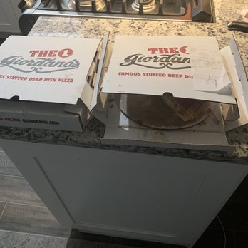 Giordano's - Pizza Near Me - Westchester, Illinois