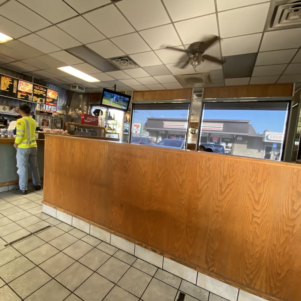 Pharo's Burgers - Dodgers on TV - Burgers Near Me - Alhambra, California