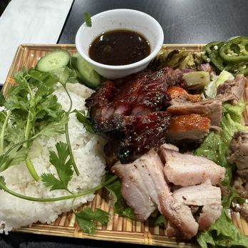 Tho Tuong BBQ - Combination rice plate (3 meats: bbq pork, roast pork, and duck) - Barbeque Near Me - Tacoma, Washington Tho Tuong BBQ - Combination rice plate (3 meats: bbq pork, roast pork, and duck) - Barbeque Near Me - Tacoma, Washington