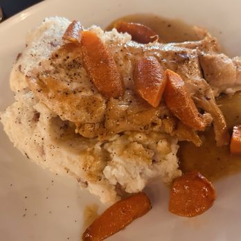 Yesterday's Bar & Grill - Roast chicken with mashed potatoes and carrots - American Near Me - Pekin, Illinois Yesterday's Bar & Grill - Roast chicken with mashed potatoes and carrots - American Near Me - Pekin, Illinois