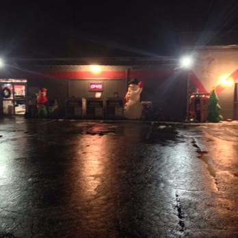 Zip In Carryout and Drive Thru - Christmas decorations at ZipIn - Beer, Wine & Spirits Near Me - Franklin, Ohio Zip In Carryout and Drive Thru - Christmas decorations at ZipIn - Beer, Wine & Spirits Near Me - Franklin, Ohio