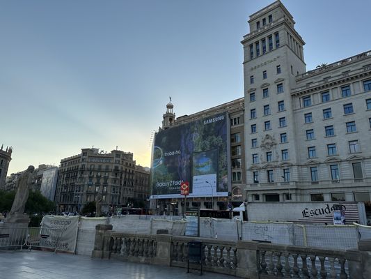 Plaça de Catalunya by null